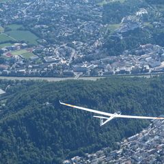 Flugwegposition um 13:48:09: Aufgenommen in der Nähe von Salzburg, Österreich in 1872 Meter